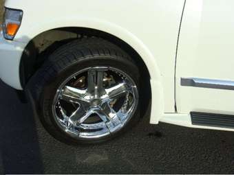 2005 Infiniti QX56 Pictures