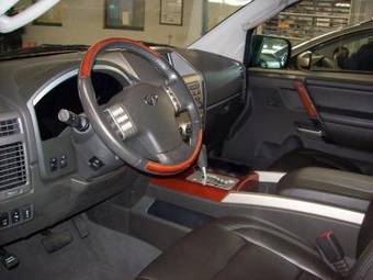 2005 Infiniti QX56 Pics