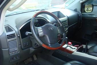 2005 Infiniti QX56 Pics