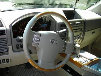 2005 Infiniti QX56 Pictures
