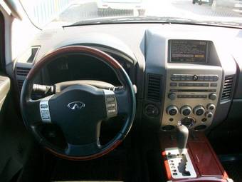 2005 Infiniti QX56 Photos