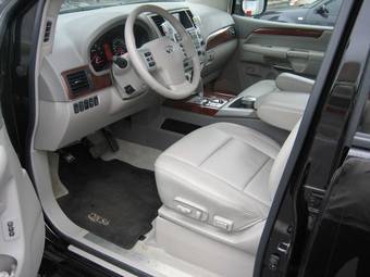 2008 Infiniti QX56 Pictures