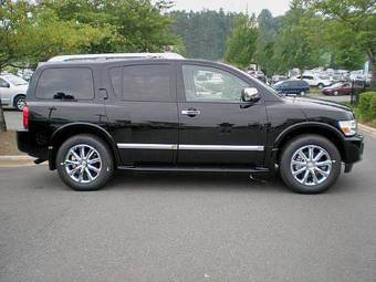 2009 Infiniti QX56 Images