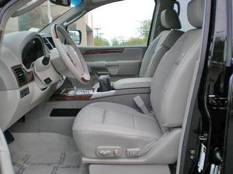 2009 Infiniti QX56 Pictures