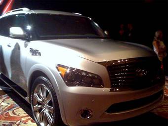 2010 Infiniti QX56 Pictures