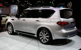 2010 Infiniti QX56 Photos