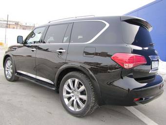 2010 Infiniti QX56 Images