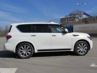 2010 Infiniti QX56 Wallpapers