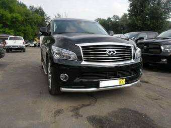 2010 Infiniti QX56 Photos