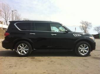 2011 Infiniti QX56 Wallpapers