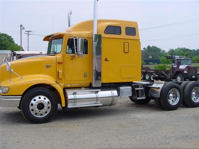 1999 International 9800