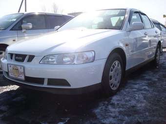2001 Isuzu Aska Pics