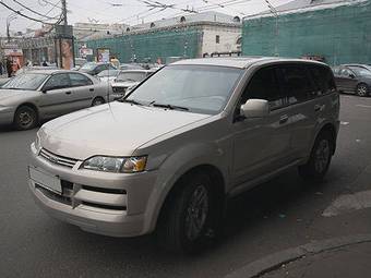 2002 Isuzu Axiom Images