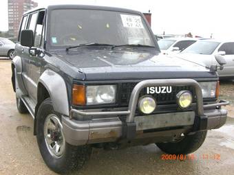 1991 Isuzu Bighorn Pictures