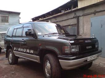 1992 Isuzu Bighorn Pictures