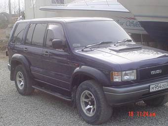 1993 Isuzu Bighorn Pictures