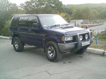 1993 Isuzu Bighorn Photos