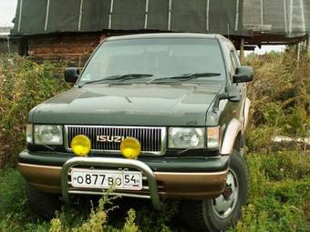 1993 Isuzu Bighorn Photos