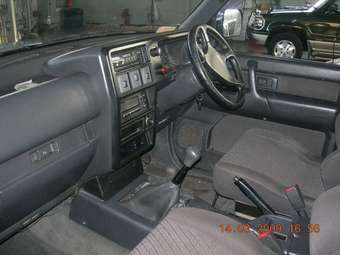 1994 Isuzu Bighorn Pictures