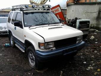 1994 Isuzu Bighorn Pictures