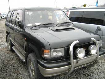 1994 Isuzu Bighorn Photos