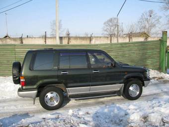 1994 Isuzu Bighorn Pictures