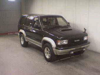 1994 Isuzu Bighorn Photos