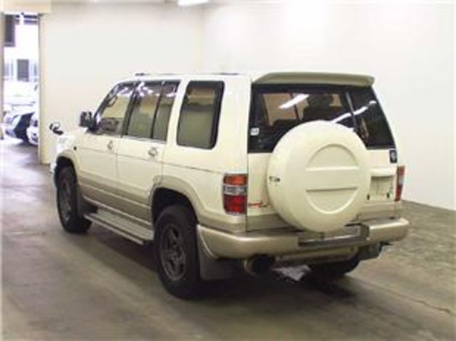 1995 Isuzu Bighorn