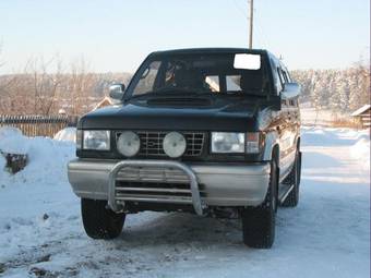 1995 Isuzu Bighorn Photos