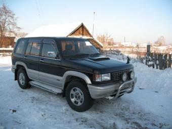 1995 Isuzu Bighorn Pictures