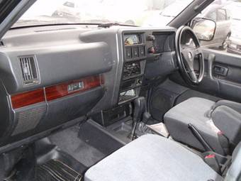 1995 Isuzu Bighorn Pictures