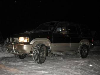 1995 Isuzu Bighorn Wallpapers
