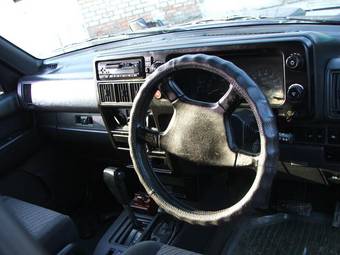 1995 Isuzu Bighorn Photos