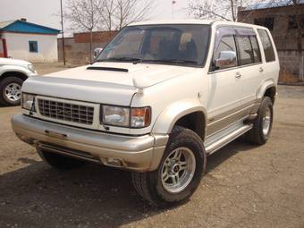 1995 Isuzu Bighorn Pictures