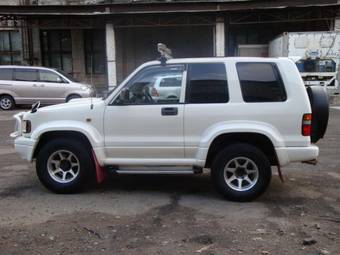 1995 Isuzu Bighorn Photos