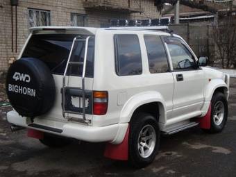 1995 Isuzu Bighorn Wallpapers