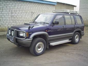 1995 Isuzu Bighorn Photos