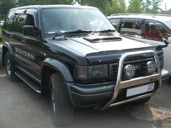 1995 Isuzu Bighorn Pictures