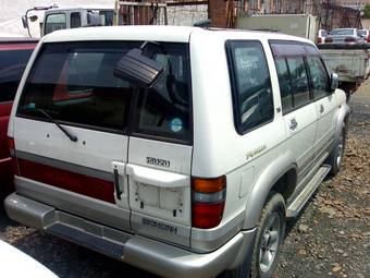 1995 Isuzu Bighorn Pictures