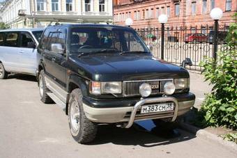 1995 Isuzu Bighorn Images