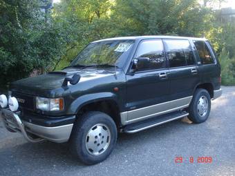 1995 Isuzu Bighorn Pictures