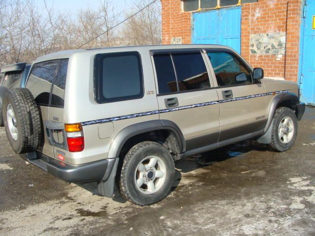 1996 Isuzu Bighorn