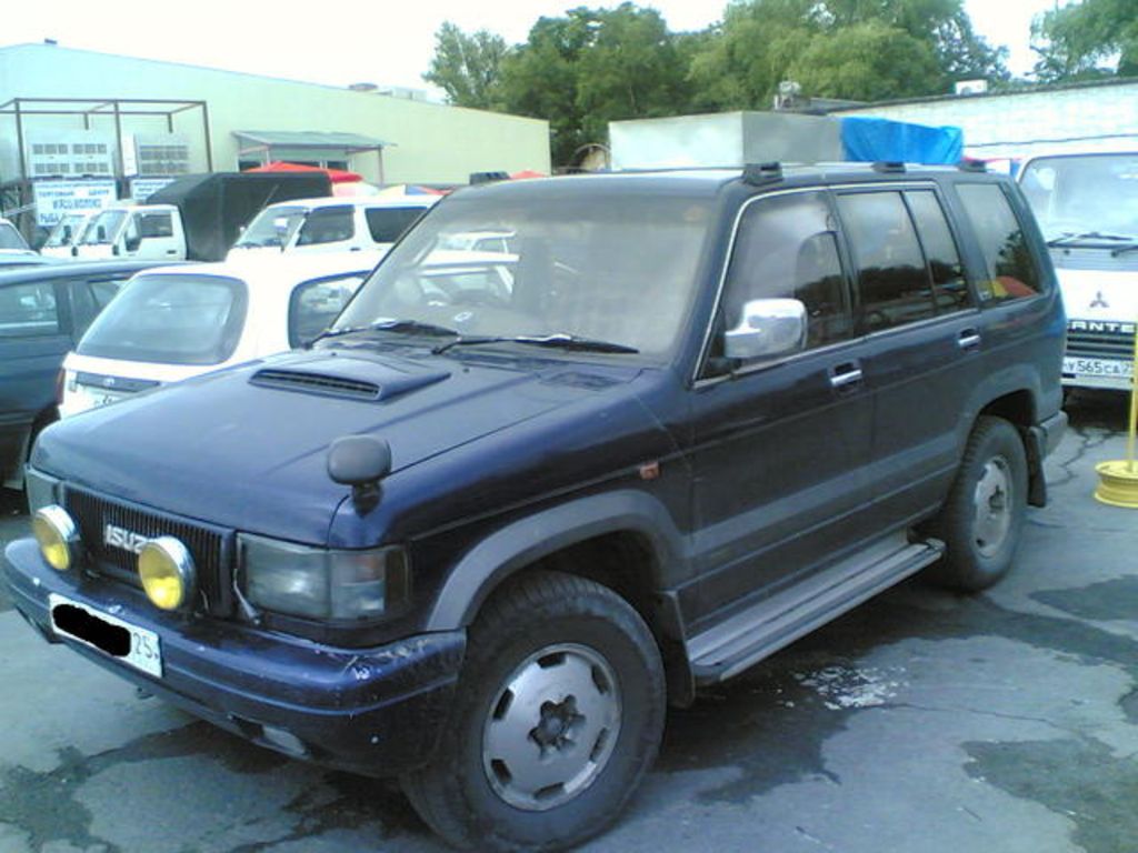 1996 Isuzu Bighorn