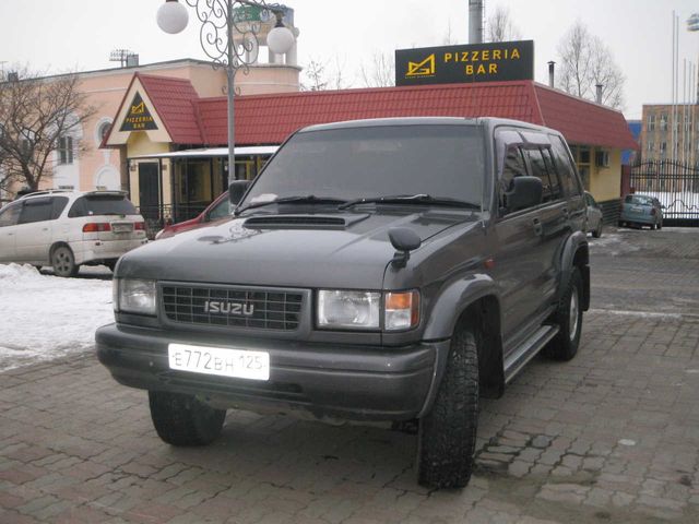 1996 Isuzu Bighorn