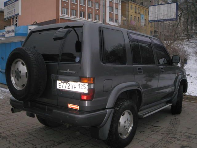 1996 Isuzu Bighorn