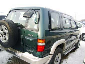 1996 Isuzu Bighorn Photos