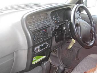 1996 Isuzu Bighorn Pictures