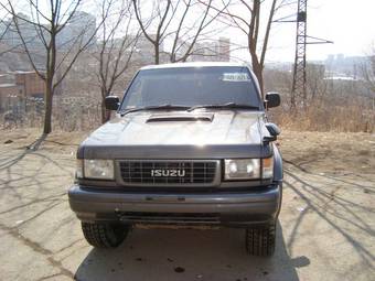 1996 Isuzu Bighorn Pictures