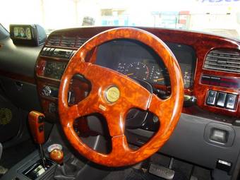 1996 Isuzu Bighorn Pictures