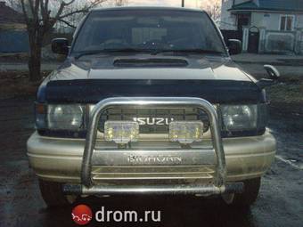 1996 Isuzu Bighorn Pictures